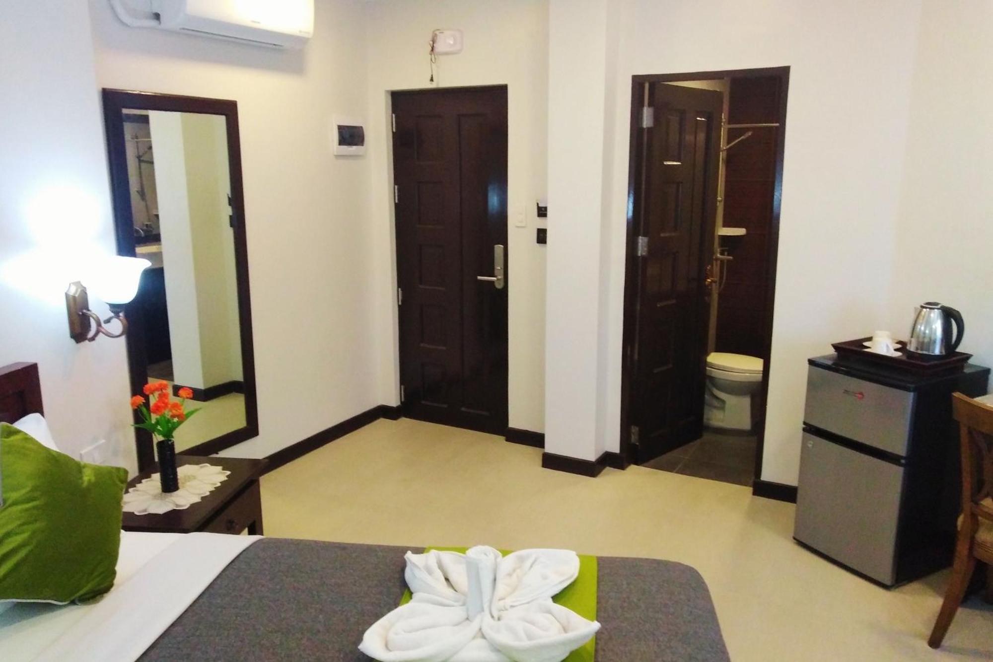 Venezia Suites Hotel Iloilo Zimmer foto