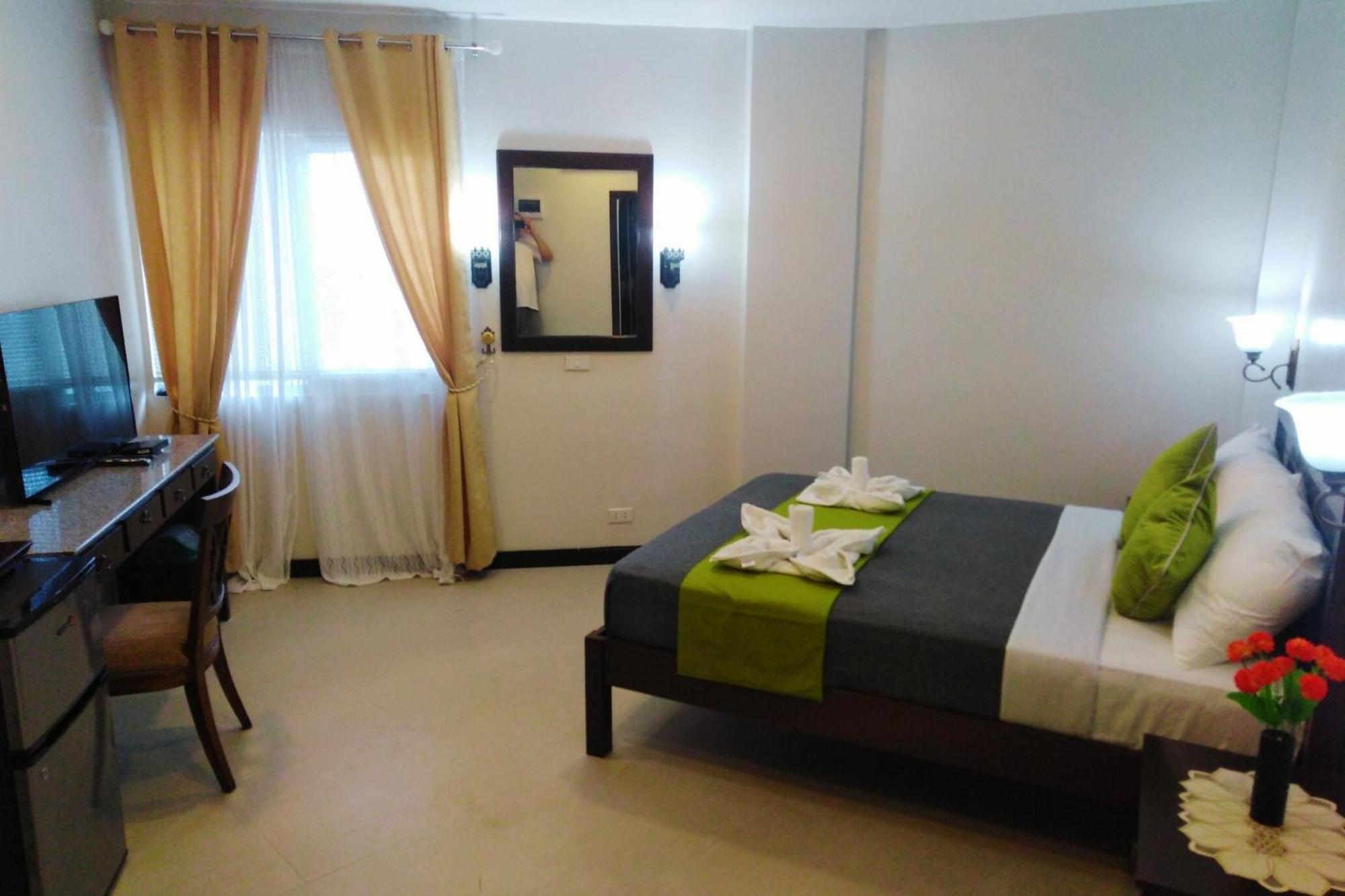Venezia Suites Hotel Iloilo Zimmer foto