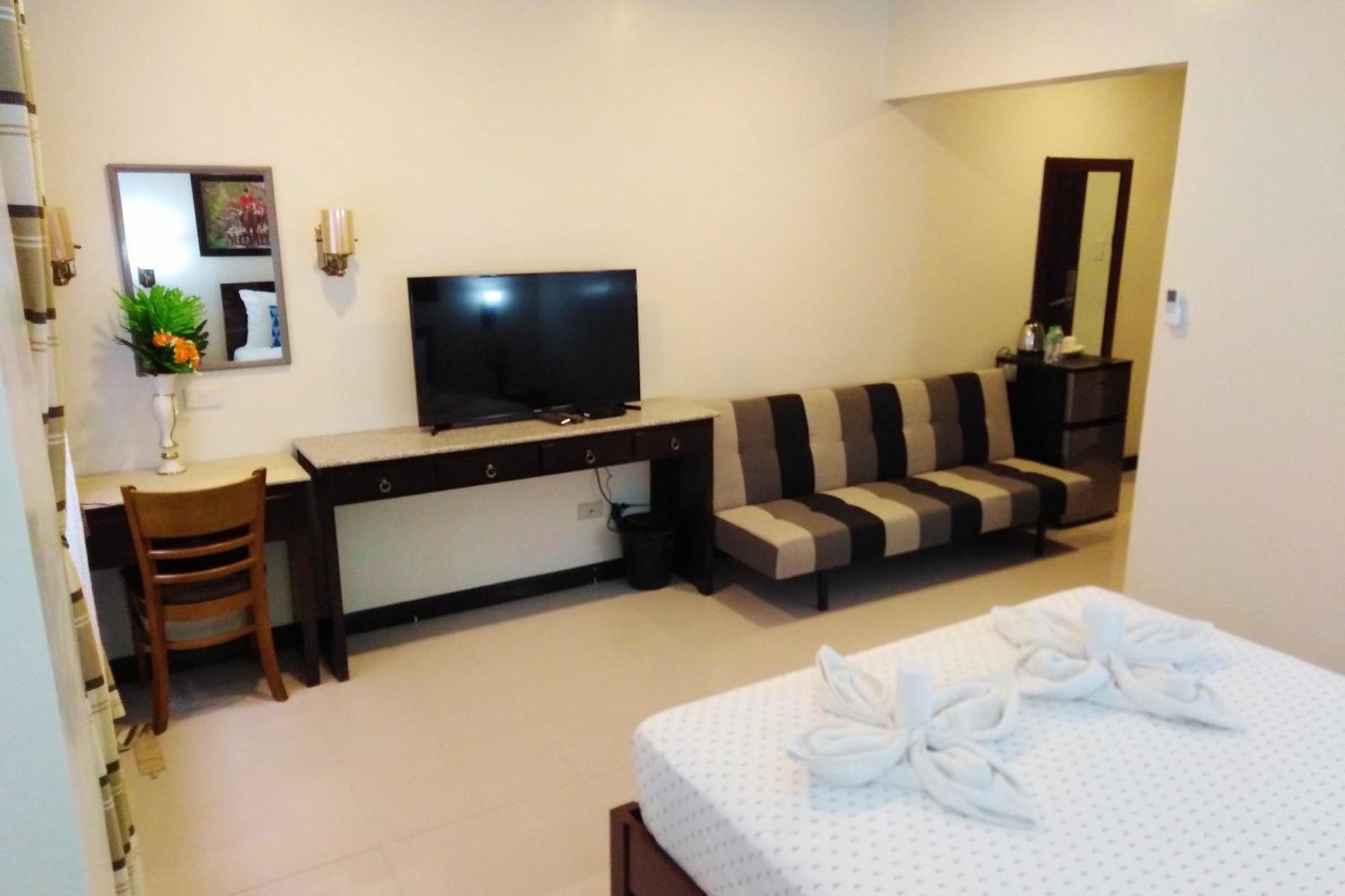 Venezia Suites Hotel Iloilo Zimmer foto