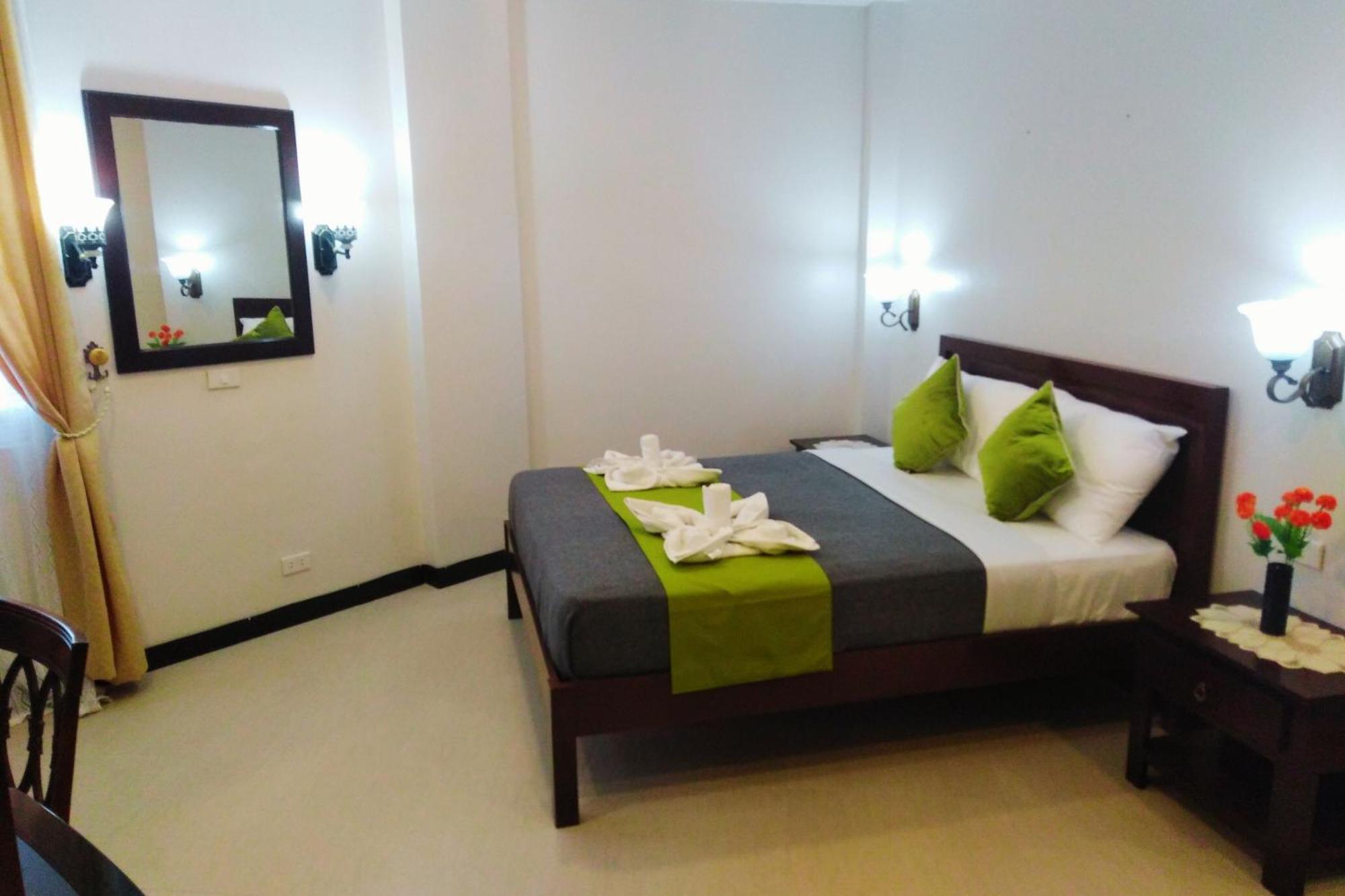 Venezia Suites Hotel Iloilo Zimmer foto