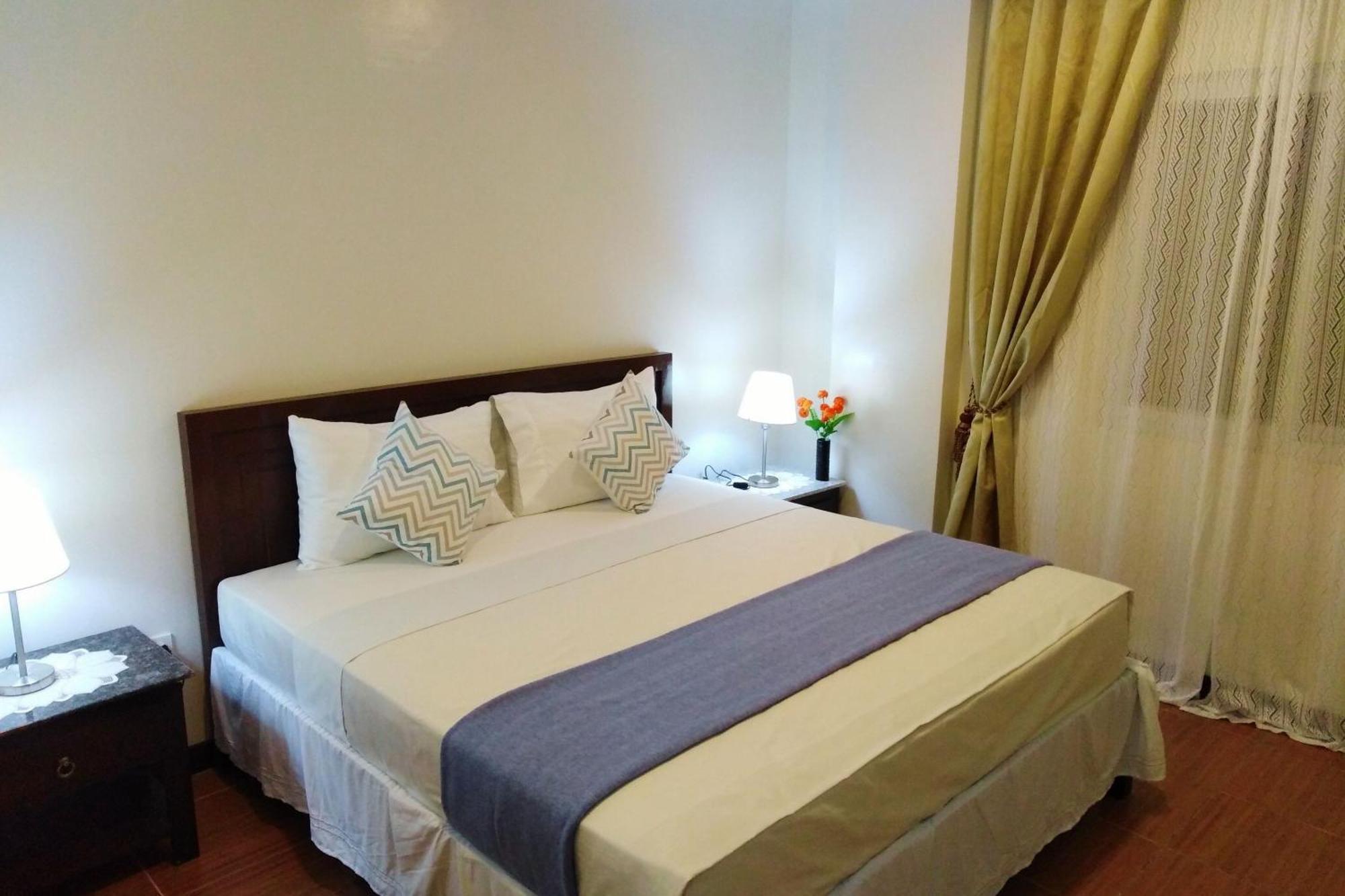 Venezia Suites Hotel Iloilo Zimmer foto
